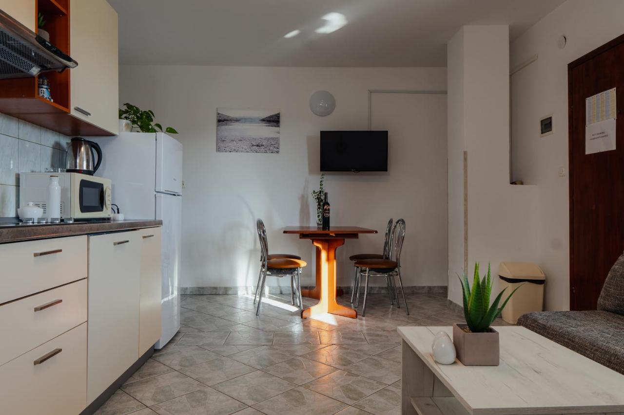 Apartmani Jaman วรซี ภายนอก รูปภาพ