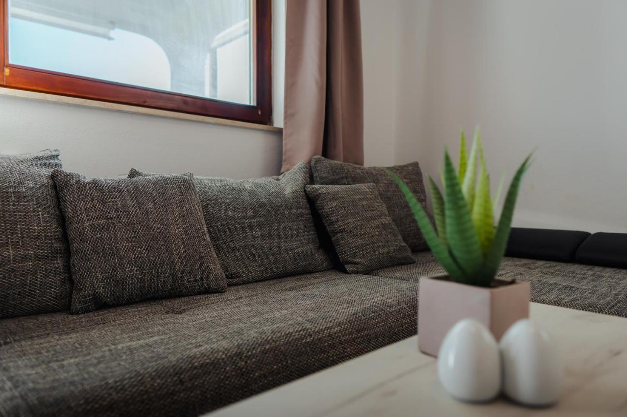 Apartmani Jaman วรซี ภายนอก รูปภาพ